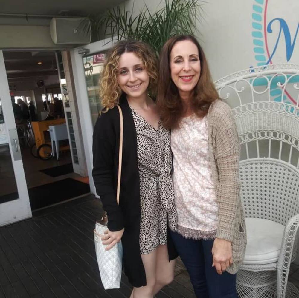 Meet your Posher, Abbi